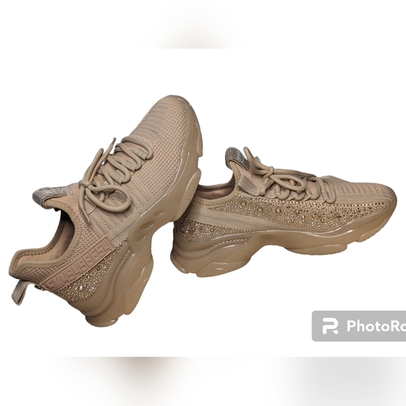 ***SOLD*** Steve Madden Maxilla-R Women's Sneakers - Picture 4 of 16